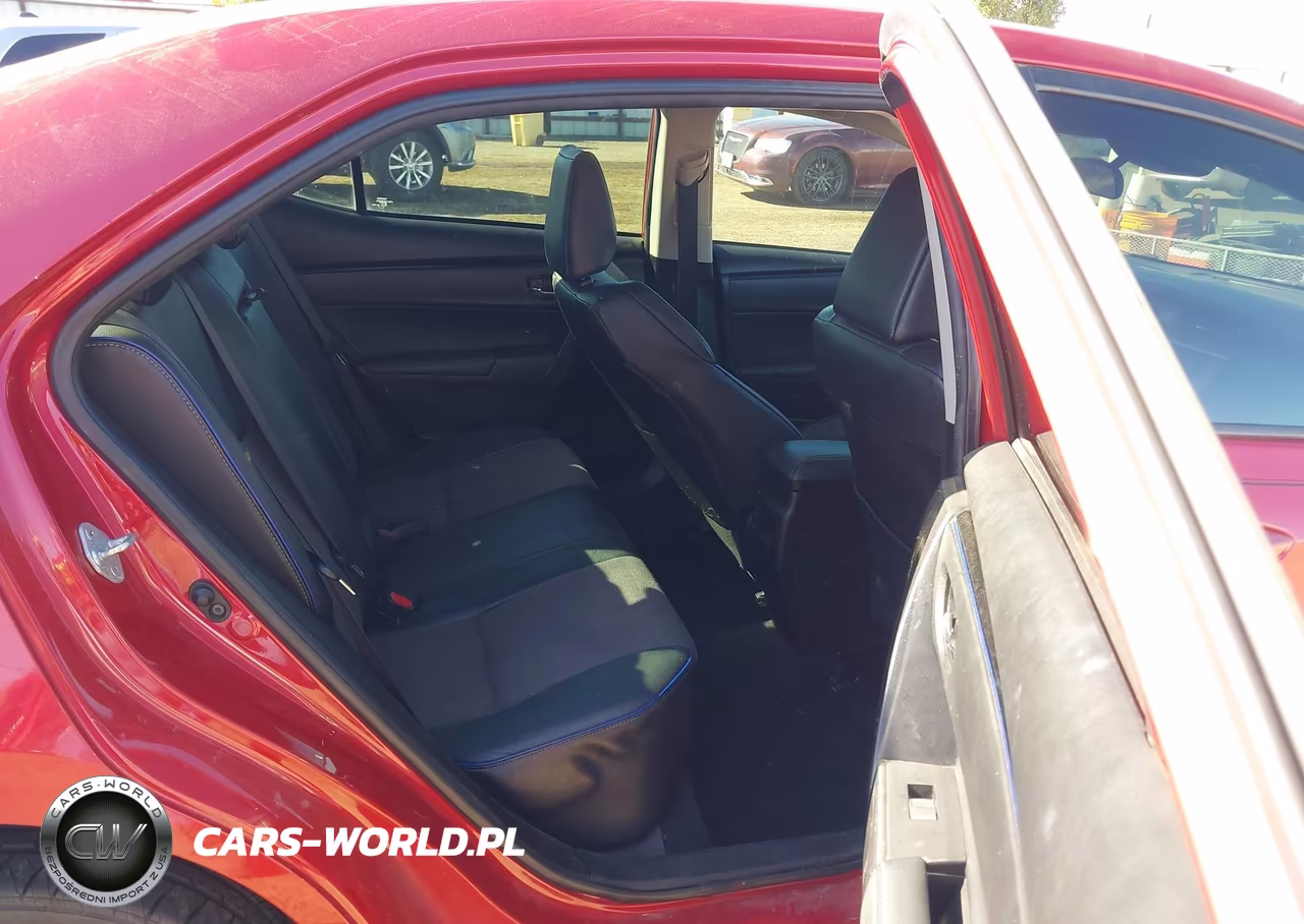 2018 Toyota Corolla Se VIN:5YFBURHE2JP772654 - 8