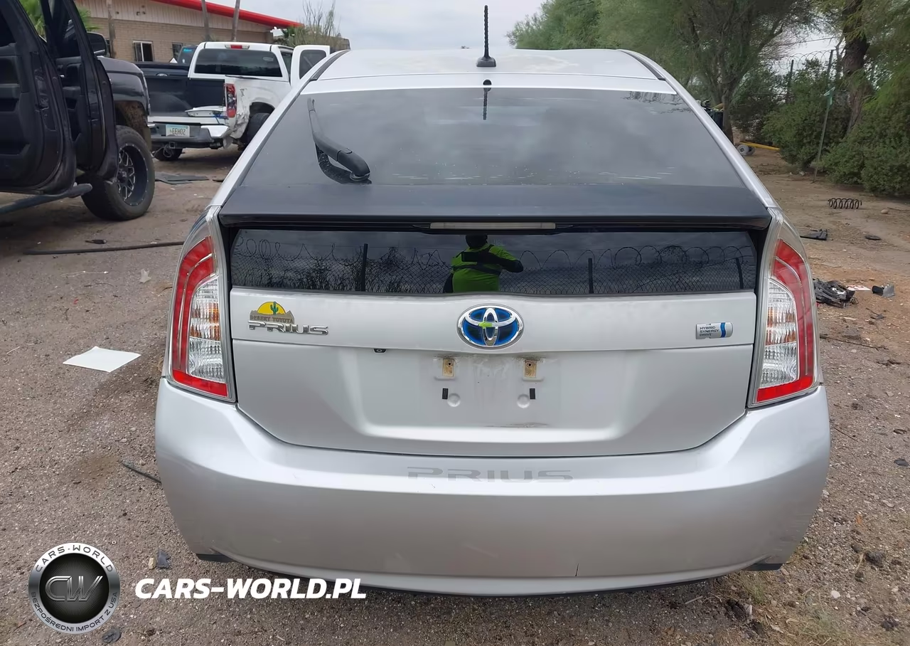 2013 Toyota Prius Three VIN:JTDKN3DU7D5571762 - 16