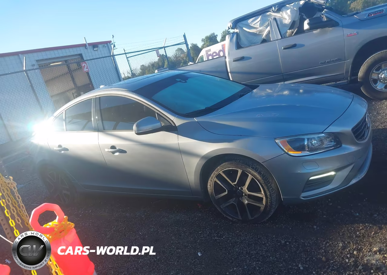 2017 Volvo S60 T5 Dynamic VIN:YV140MTL5H2435959 - 13
