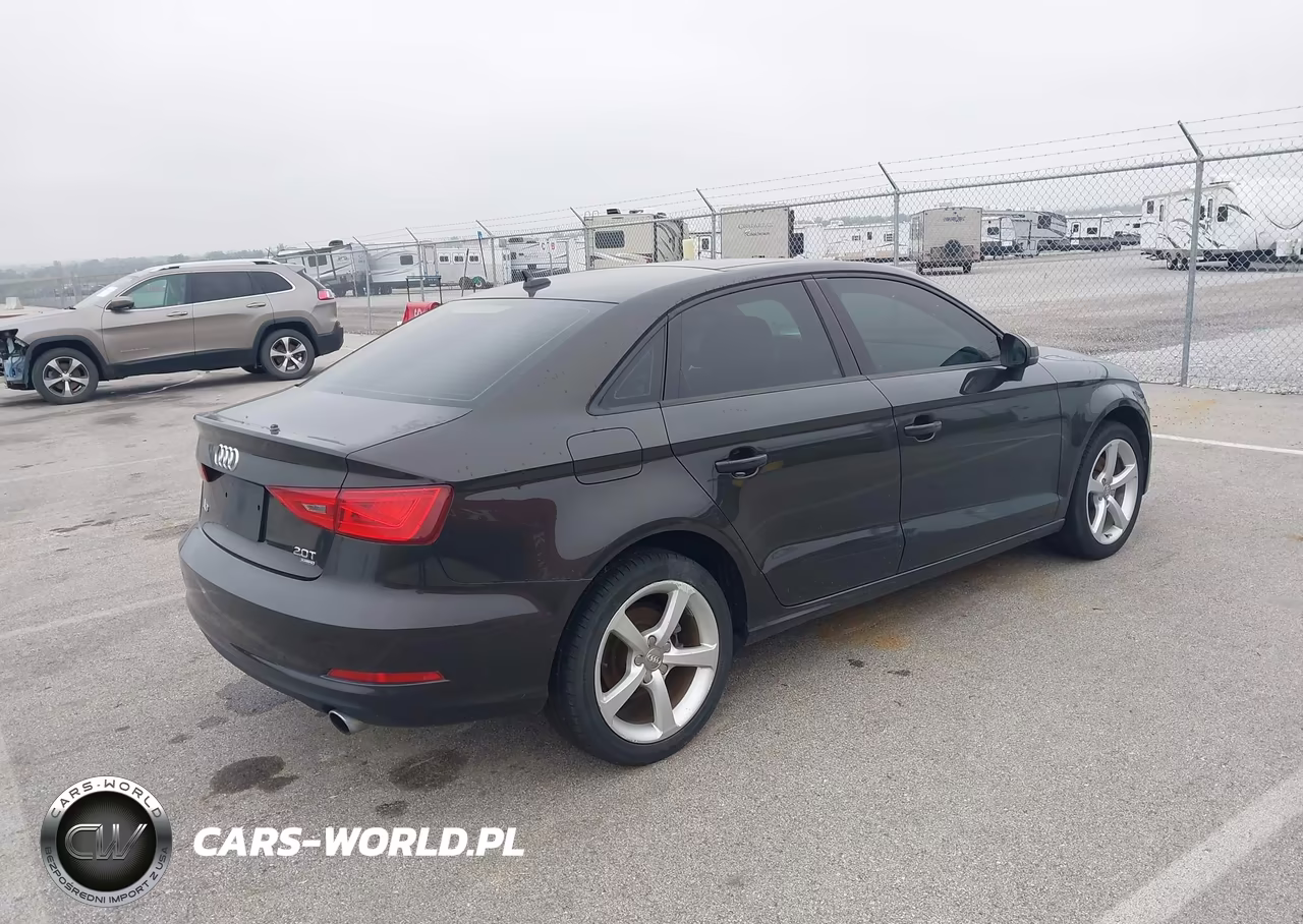 2015 Audi A3 2.0T Premium VIN:WAUBFGFF2F1016566 - 4