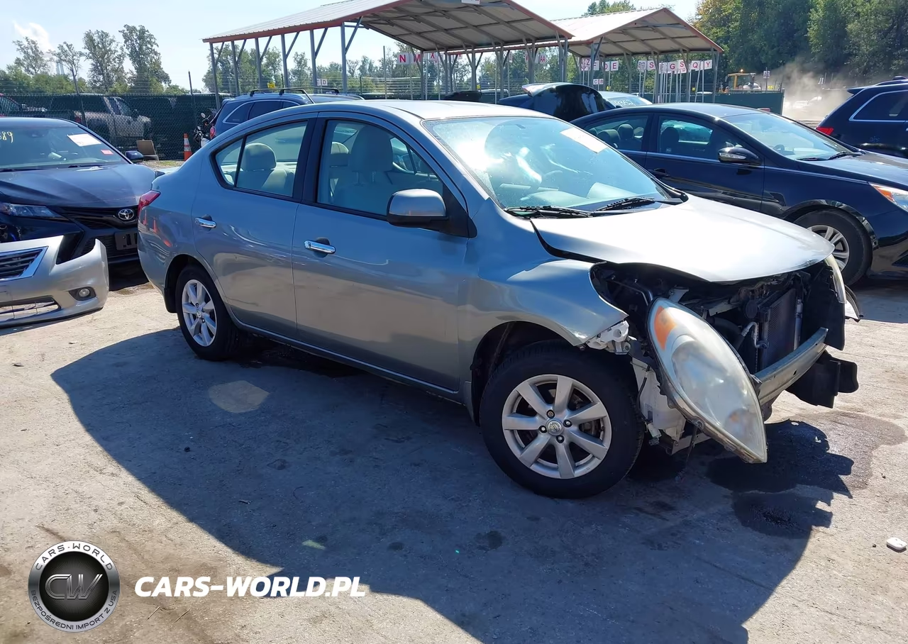 2013 Nissan Versa 1.6 Sl