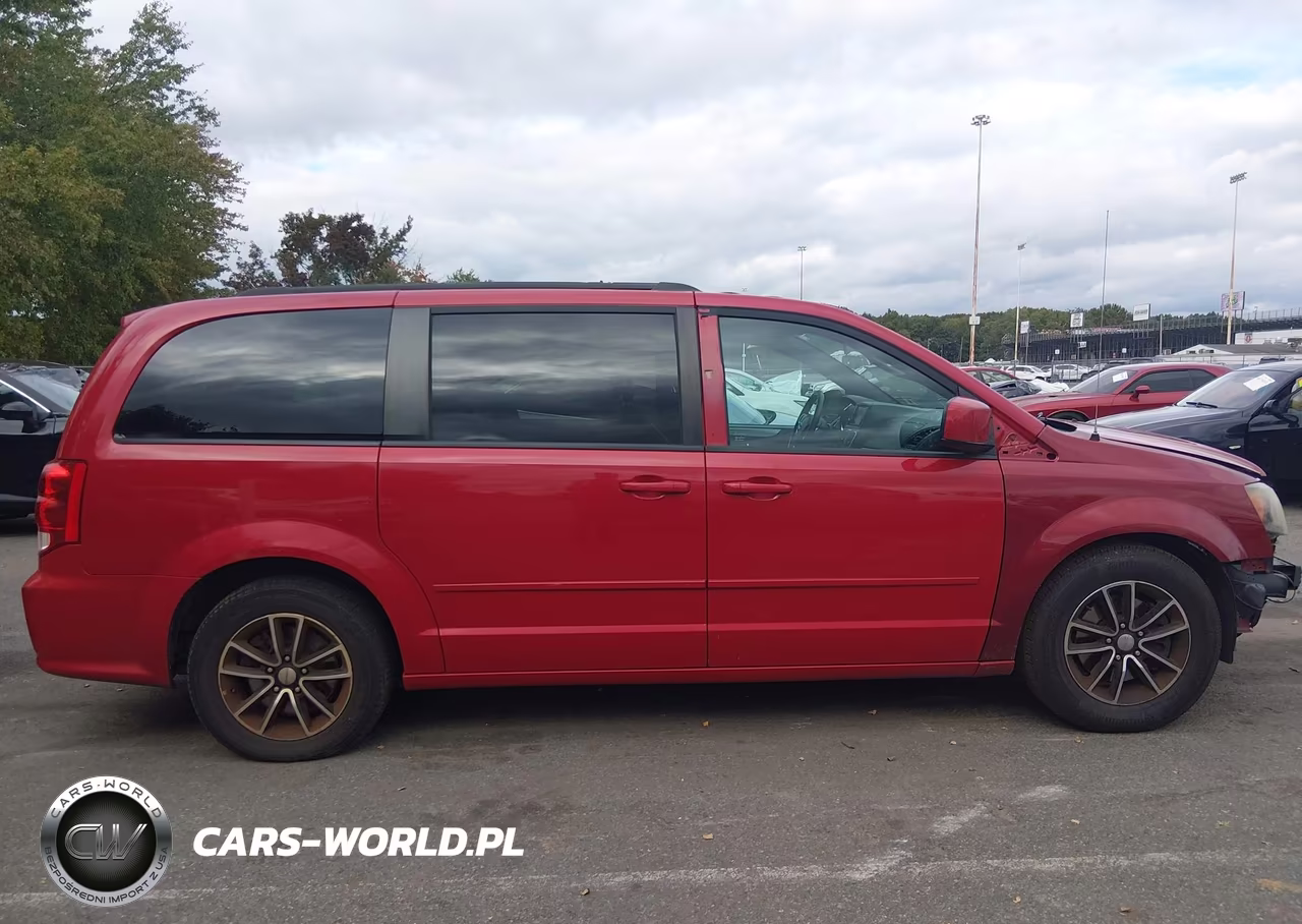 2016 Dodge Grand Caravan R-T VIN:2C4RDGEGXGR224676 - 13