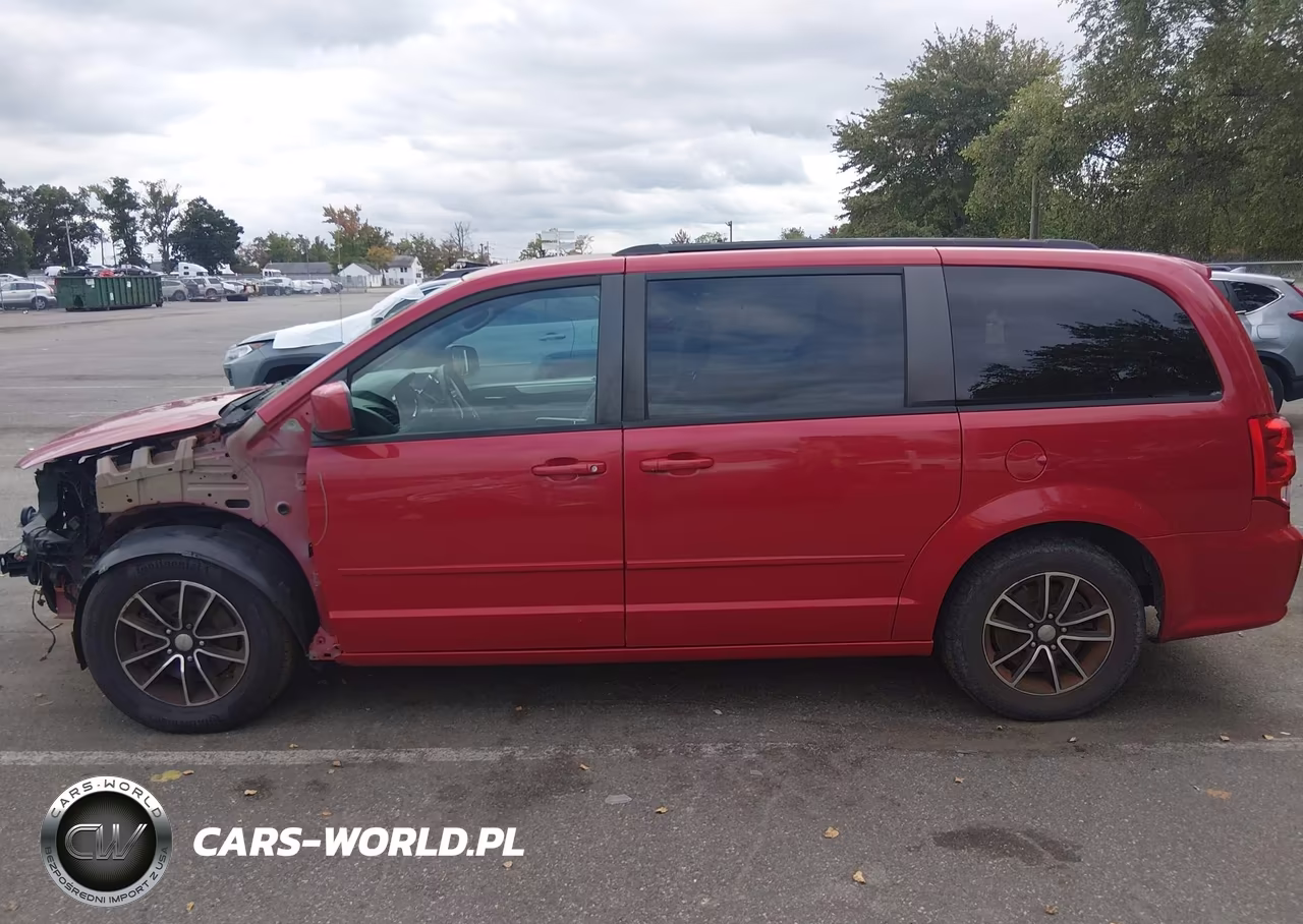 2016 Dodge Grand Caravan R-T VIN:2C4RDGEGXGR224676 - 14