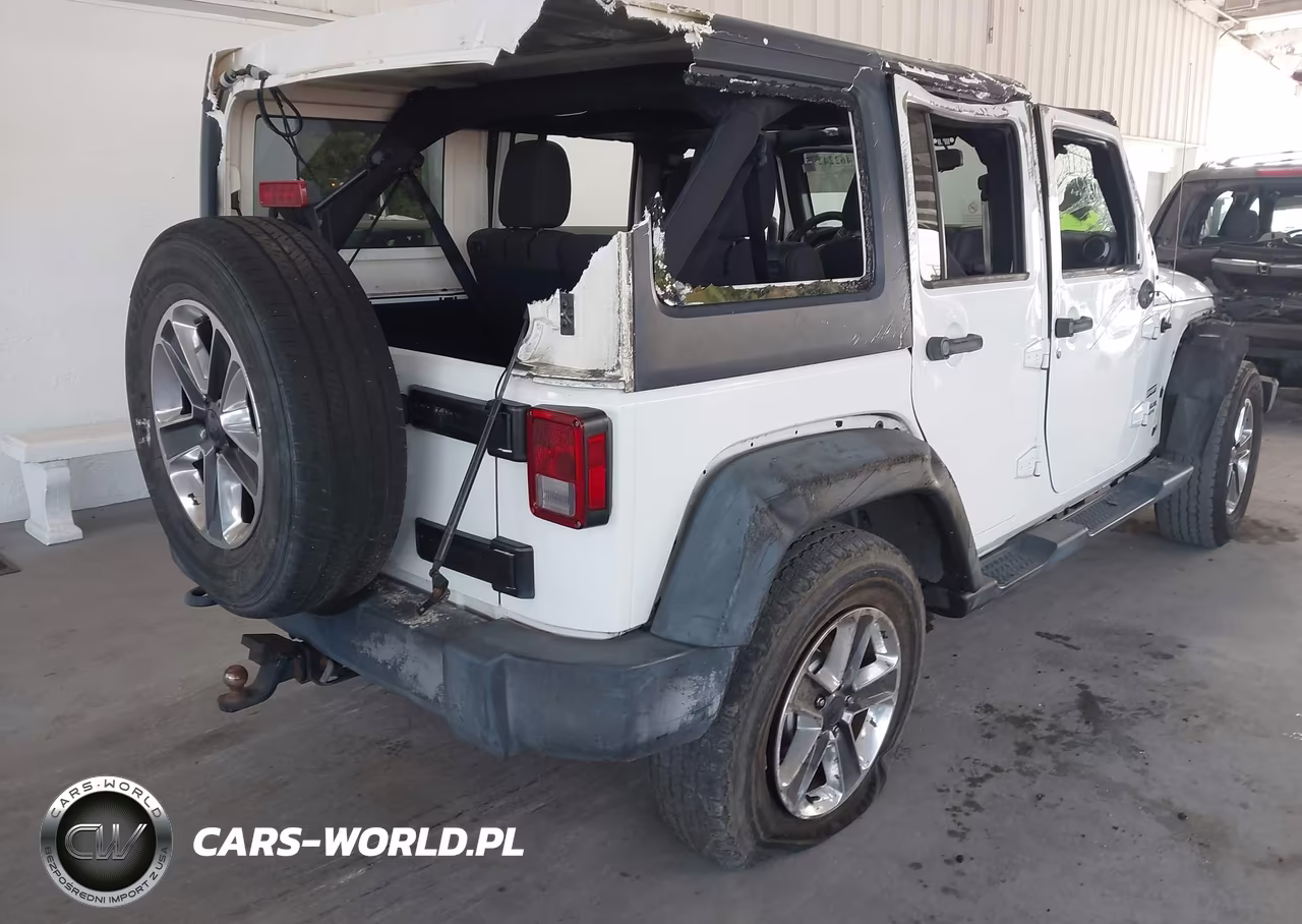 2017 Jeep Wrangler Unlimited Sport 4X4 VIN:1C4BJWDG6HL513618 - 4