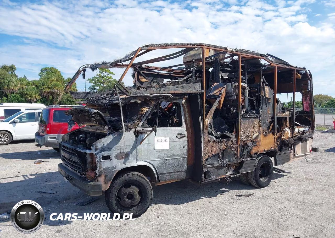 1988 Chevrolet G30 VIN:2GBJG31M8J4161790 - 2