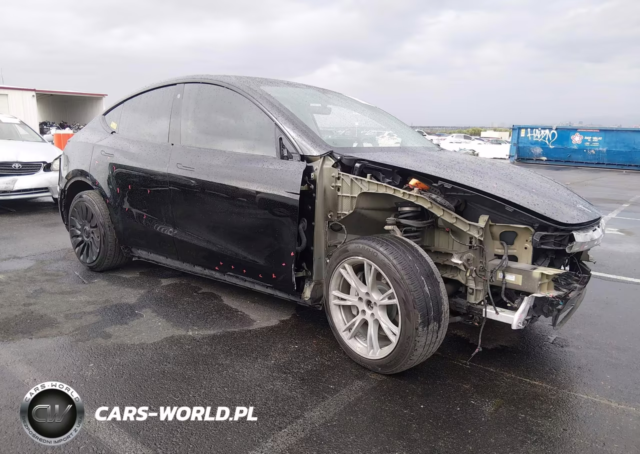 2022 Tesla Model Y Long Range VIN:7SAYGDEE9NA001568 - 1