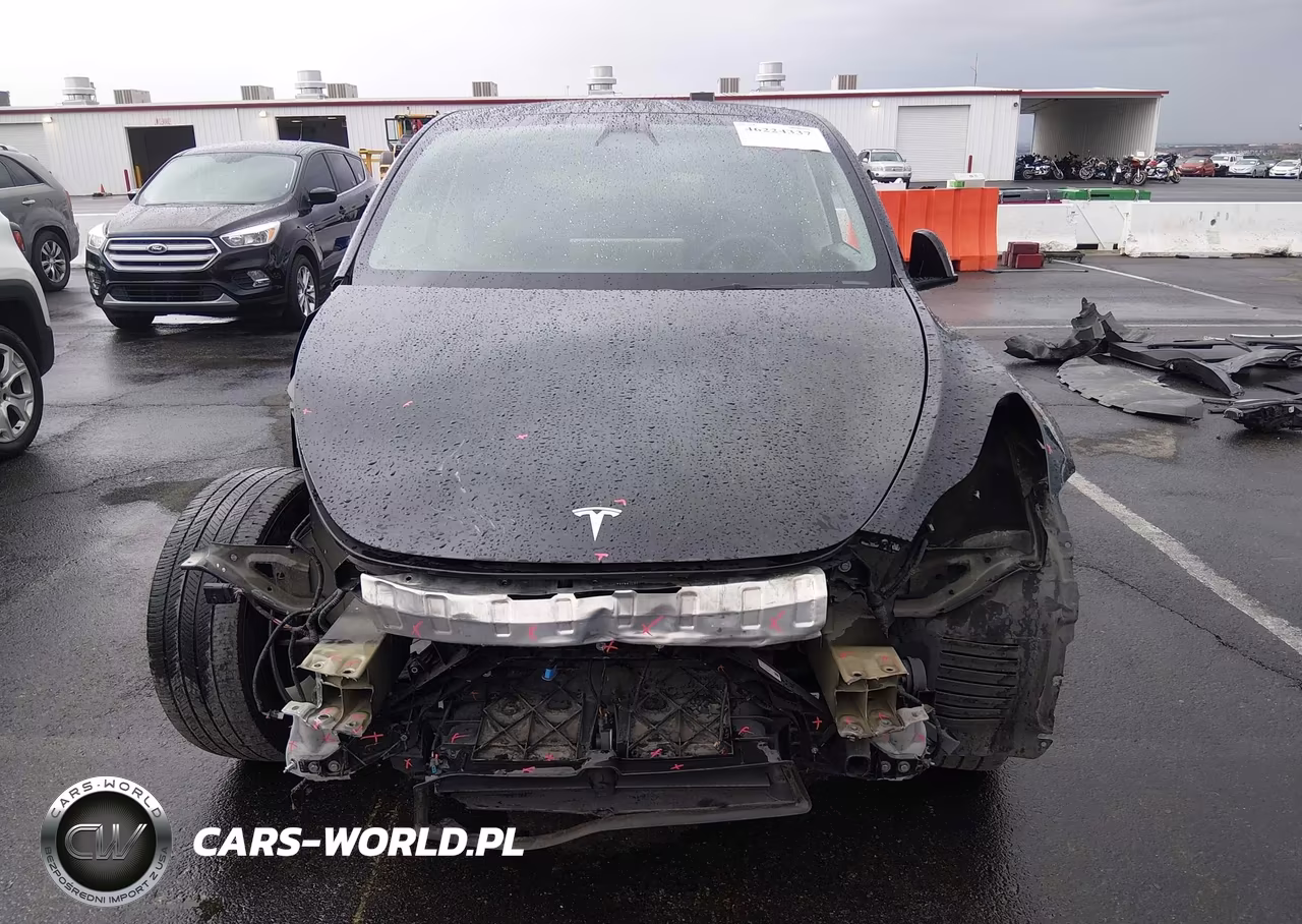 2022 Tesla Model Y Long Range VIN:7SAYGDEE9NA001568 - 13