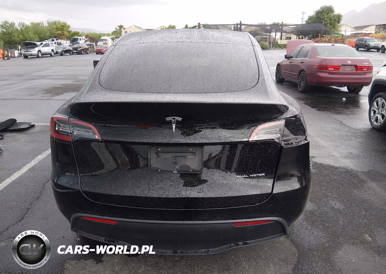 2022 Tesla Model Y Long Range VIN:7SAYGDEE9NA001568 - 23