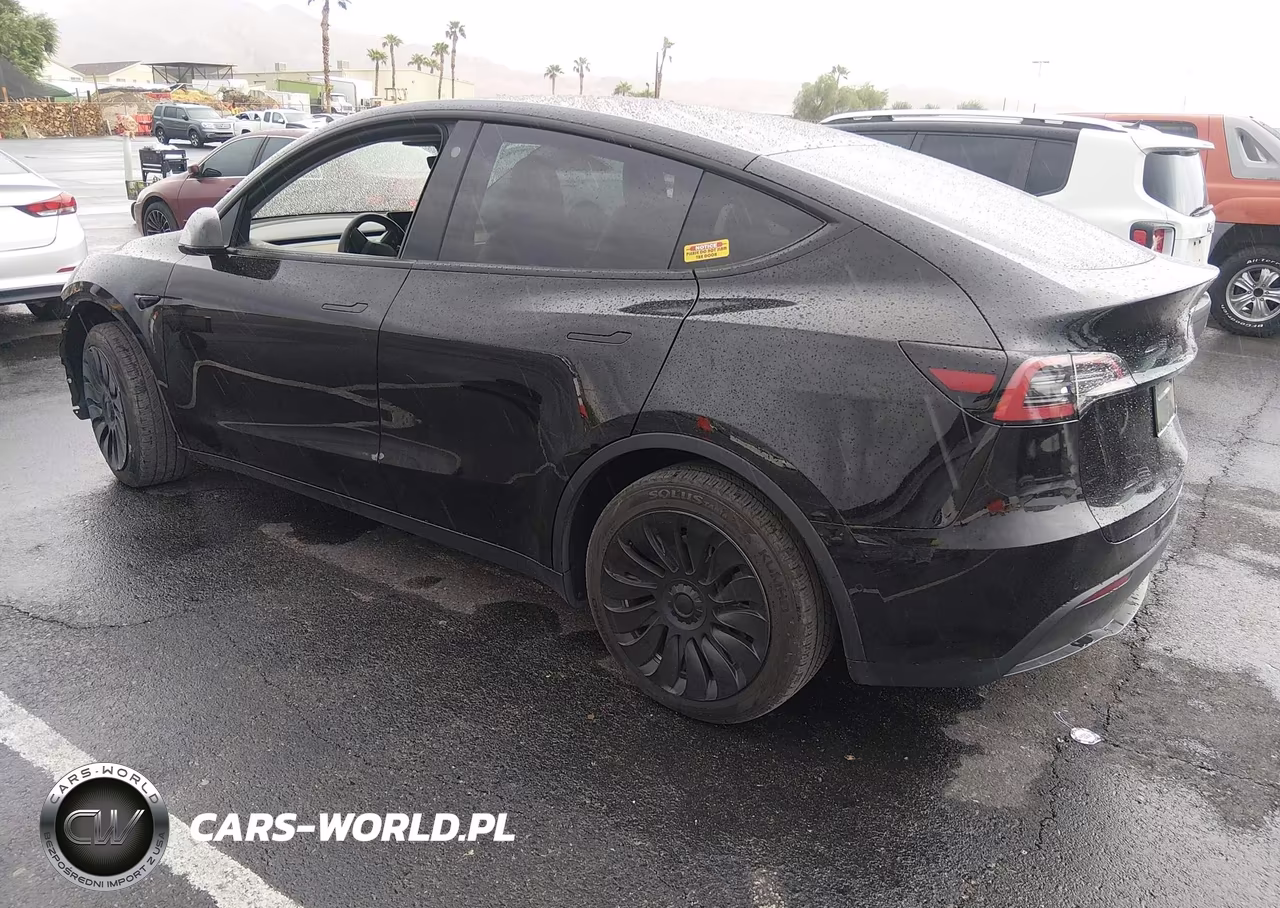 2022 Tesla Model Y Long Range VIN:7SAYGDEE9NA001568 - 3