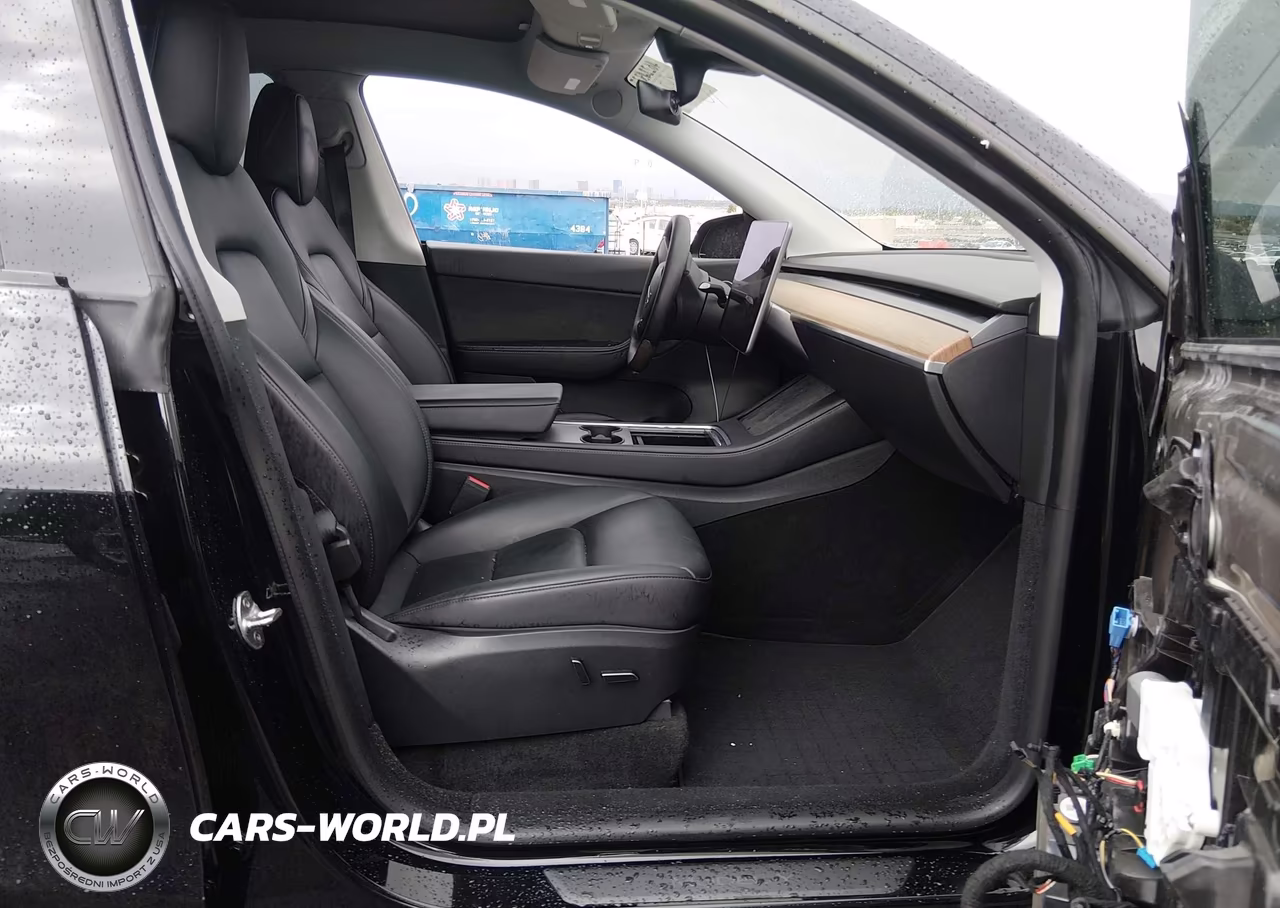 2022 Tesla Model Y Long Range VIN:7SAYGDEE9NA001568 - 5