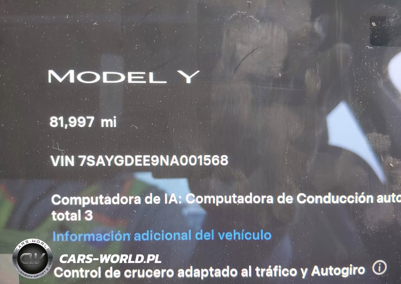 2022 Tesla Model Y Long Range VIN:7SAYGDEE9NA001568 - 7