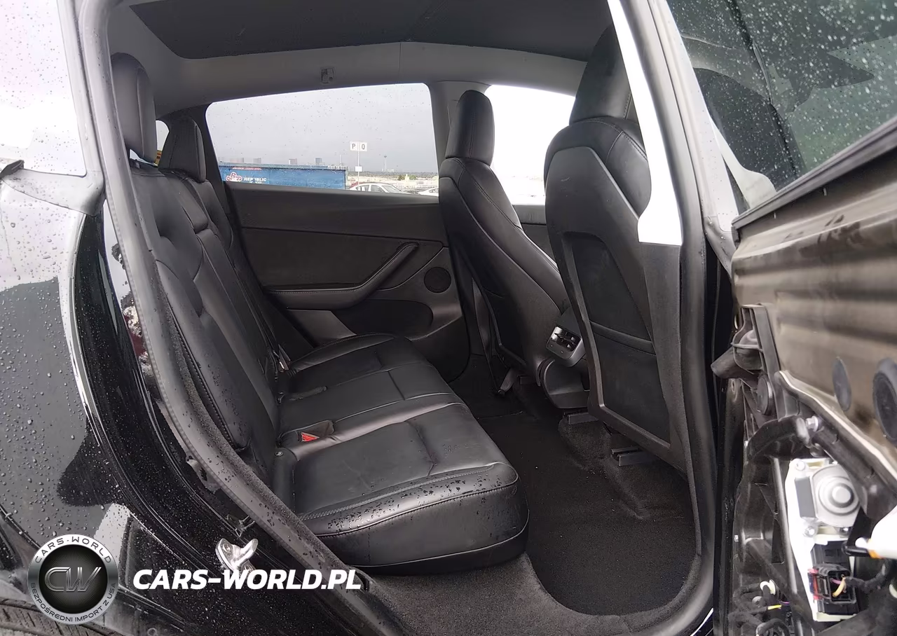 2022 Tesla Model Y Long Range VIN:7SAYGDEE9NA001568 - 8