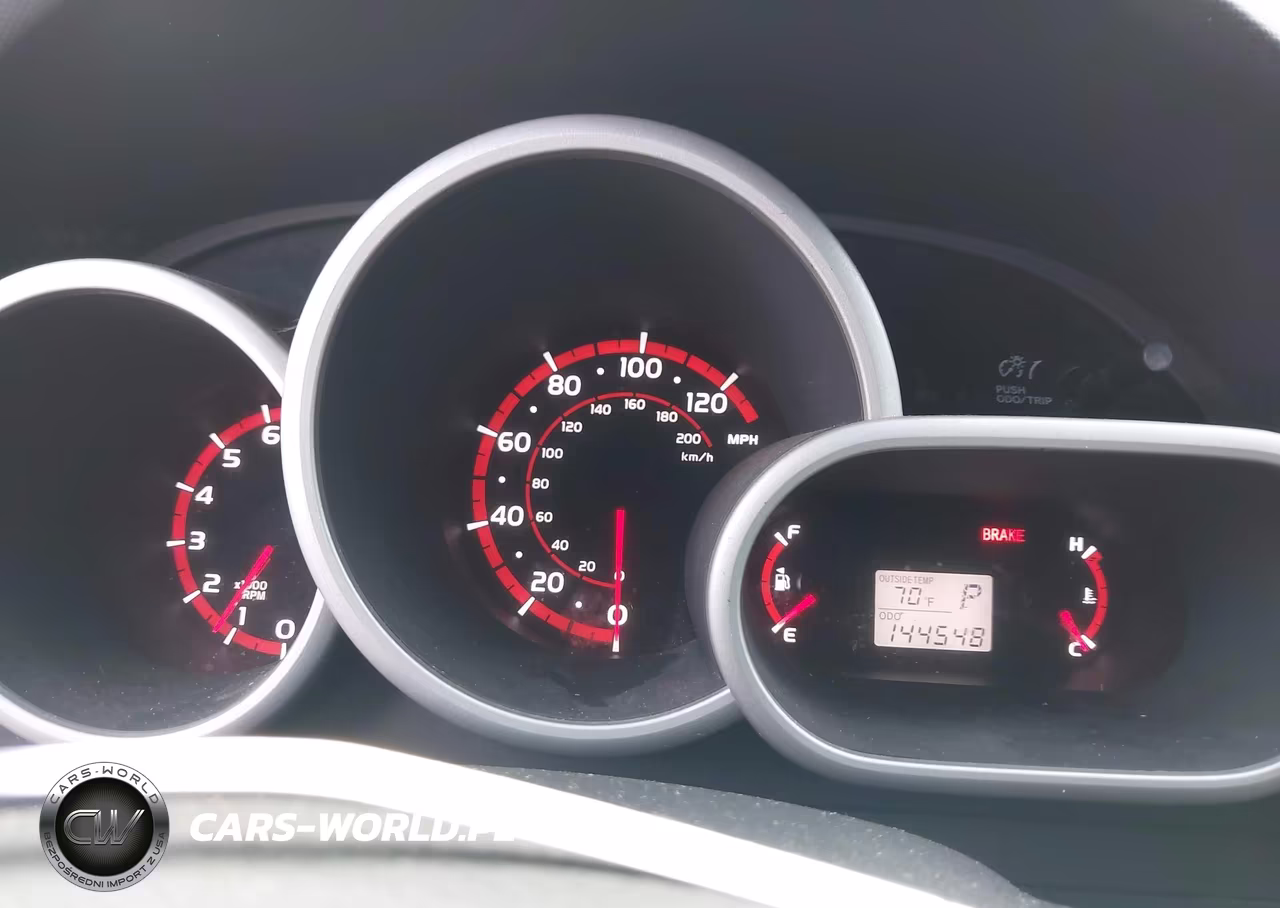 2010 Pontiac Vibe VIN:5Y2SP6E8XAZ420674 - 7