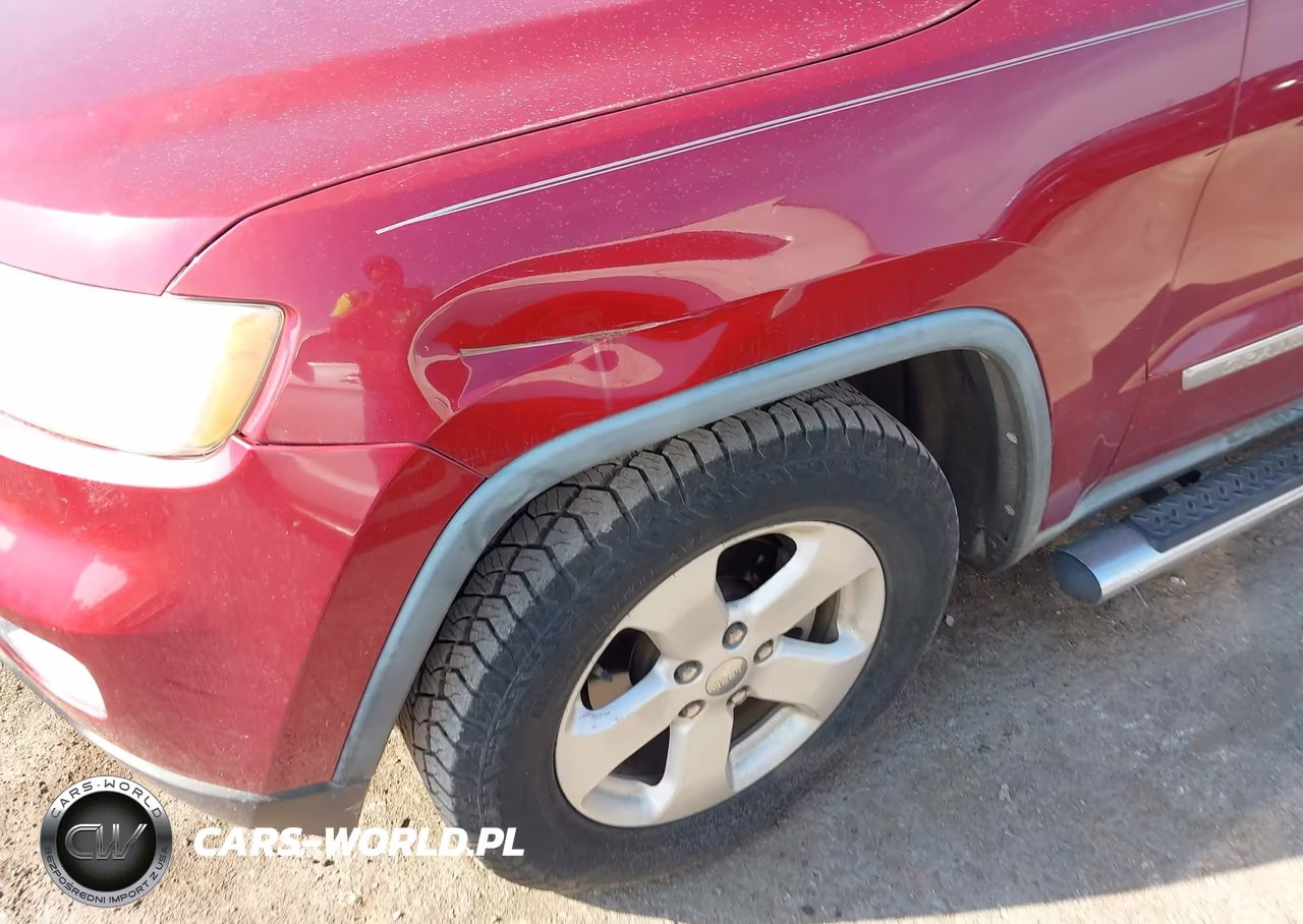 2012 Jeep Grand Cherokee Laredo VIN:1C4RJEAT3CC159219 - 6
