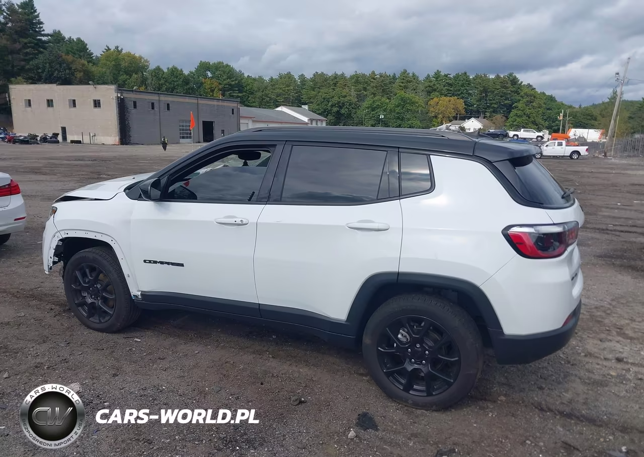 2023 Jeep Compass Altitude 4X4 VIN:3C4NJDBN7PT502150 - 14