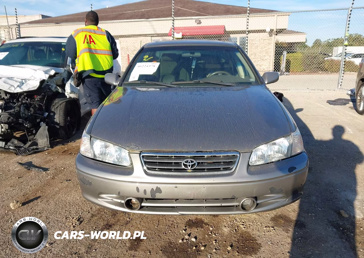 2000 Toyota Camry Xle V6 VIN:4T1BF28K4YU097941 - 11