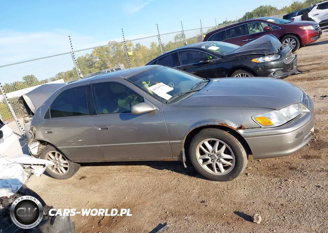 2000 Toyota Camry Xle V6 VIN:4T1BF28K4YU097941 - 12