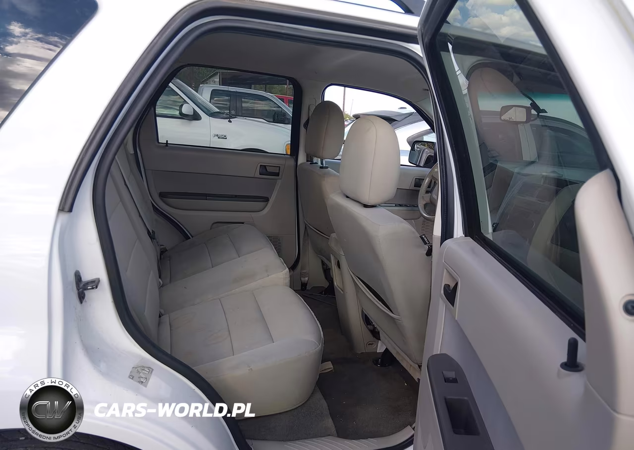 2011 Ford Escape Xlt VIN:1FMCU0DG0BKB74064 - 8