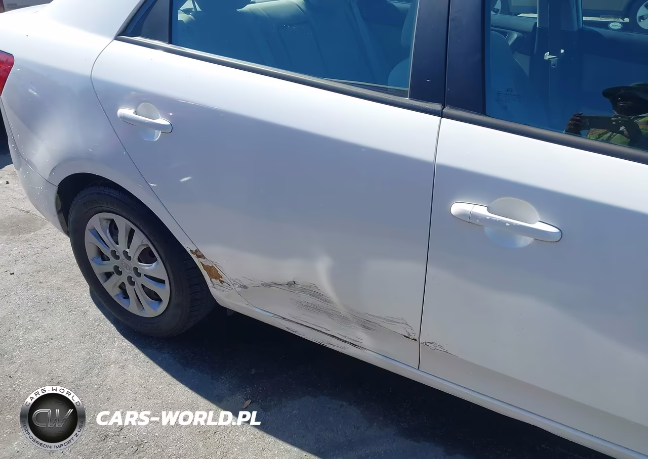 2011 Kia Forte Ex VIN:KNAFU4A25B5357926 - 17
