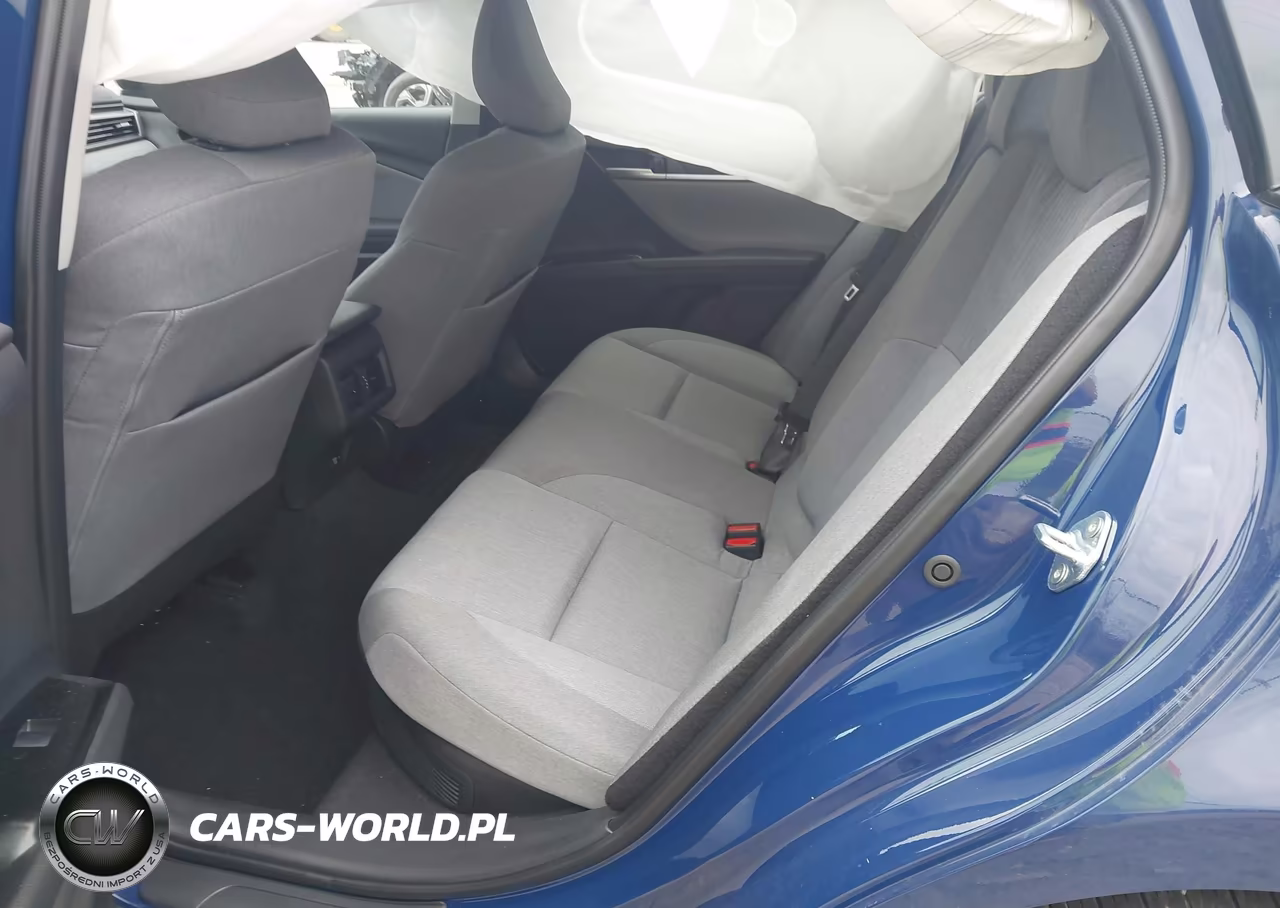 2026 Toyota Camry Le VIN:4T1DAACK6TU313659 - 8