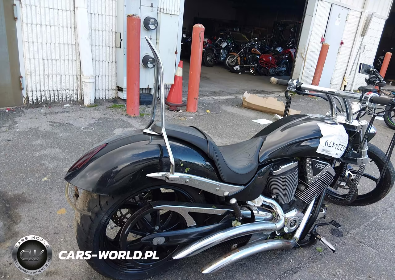 2007 Victory Motorcycles Vegas Jackpot VIN:5VPXB26D073002873 - 12