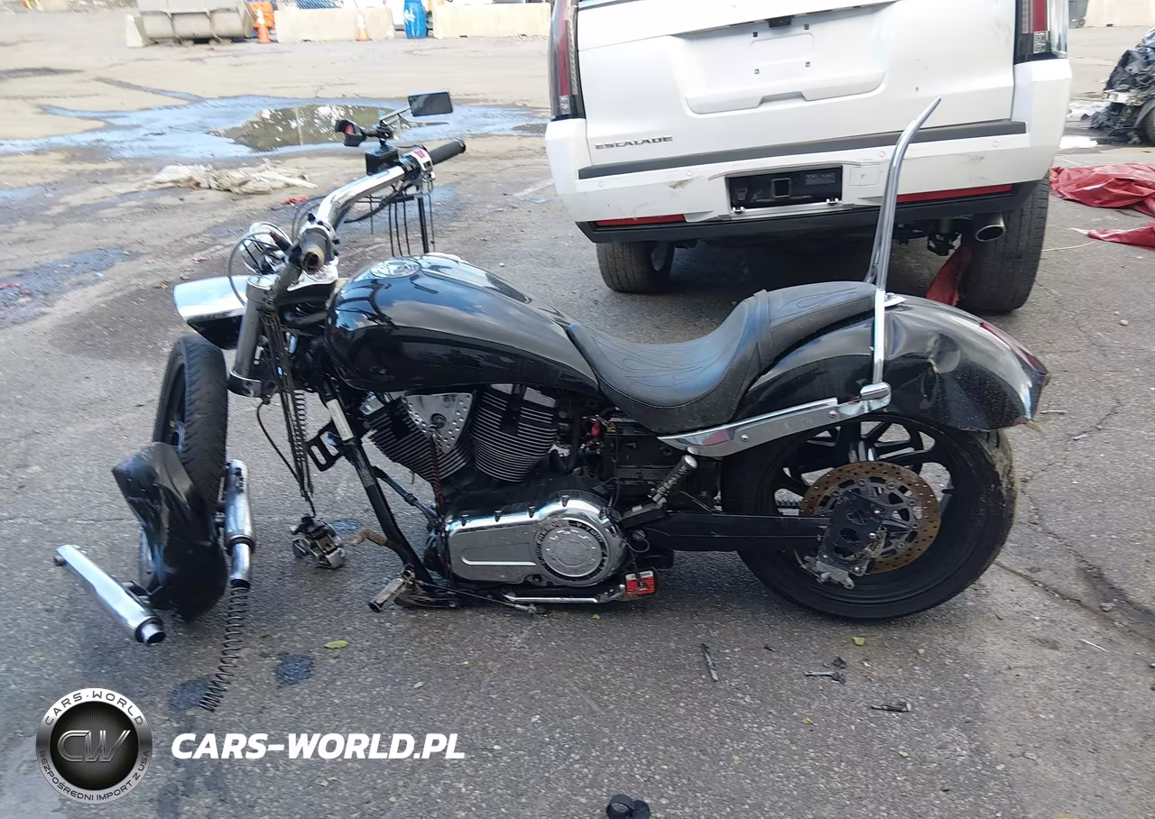 2007 Victory Motorcycles Vegas Jackpot VIN:5VPXB26D073002873 - 13