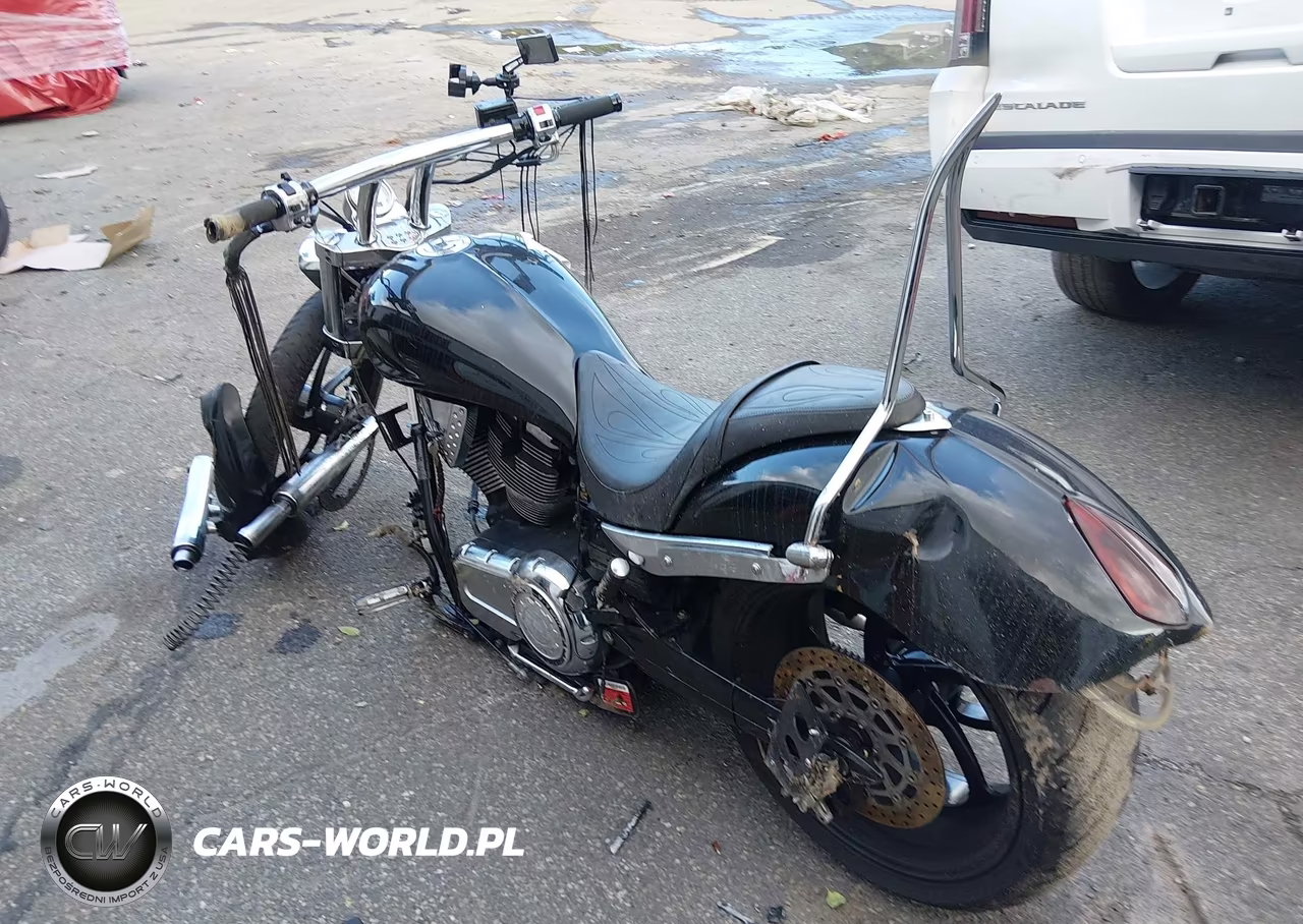 2007 Victory Motorcycles Vegas Jackpot VIN:5VPXB26D073002873 - 3