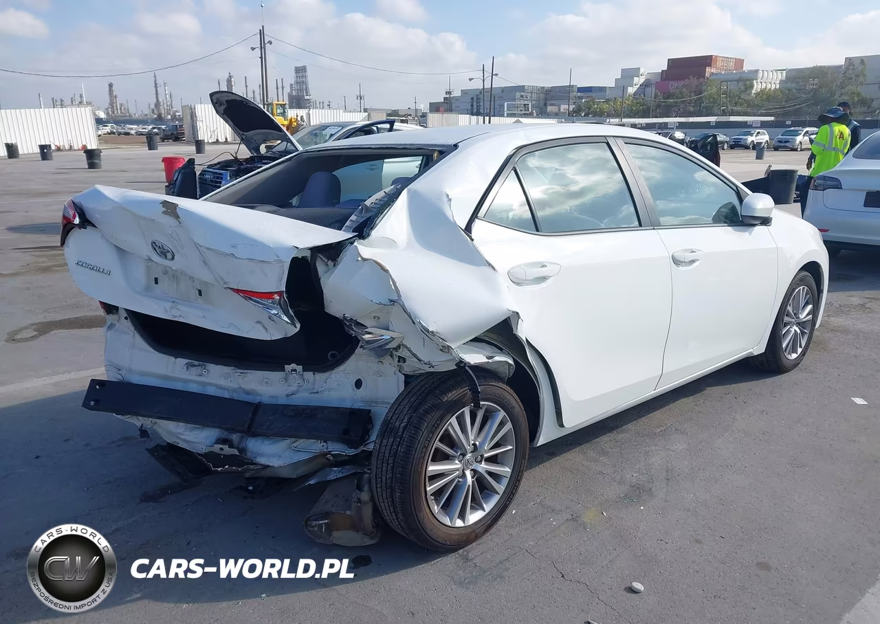 2015 Toyota Corolla Le Plus VIN:5YFBURHE7FP351200 - 4