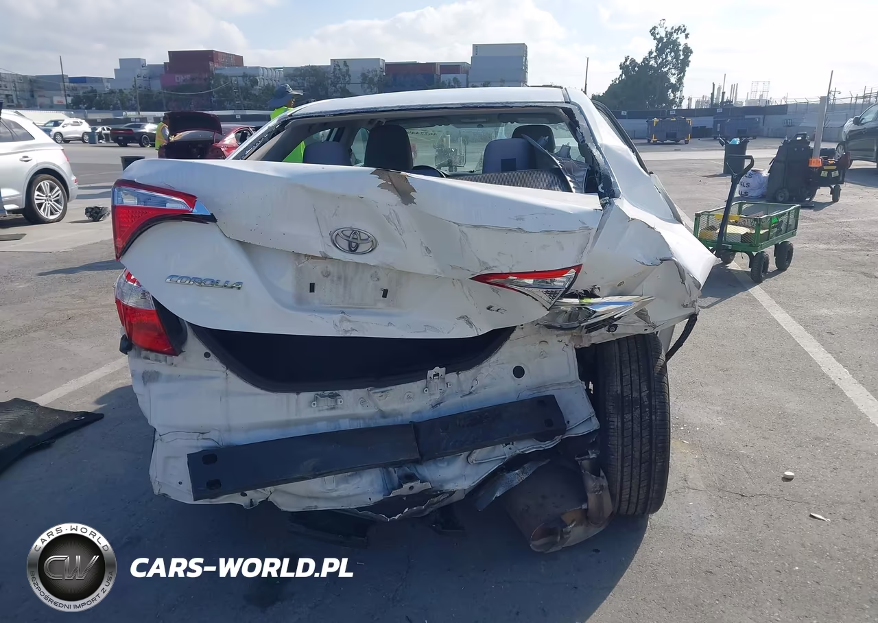 2015 Toyota Corolla Le Plus VIN:5YFBURHE7FP351200 - 6