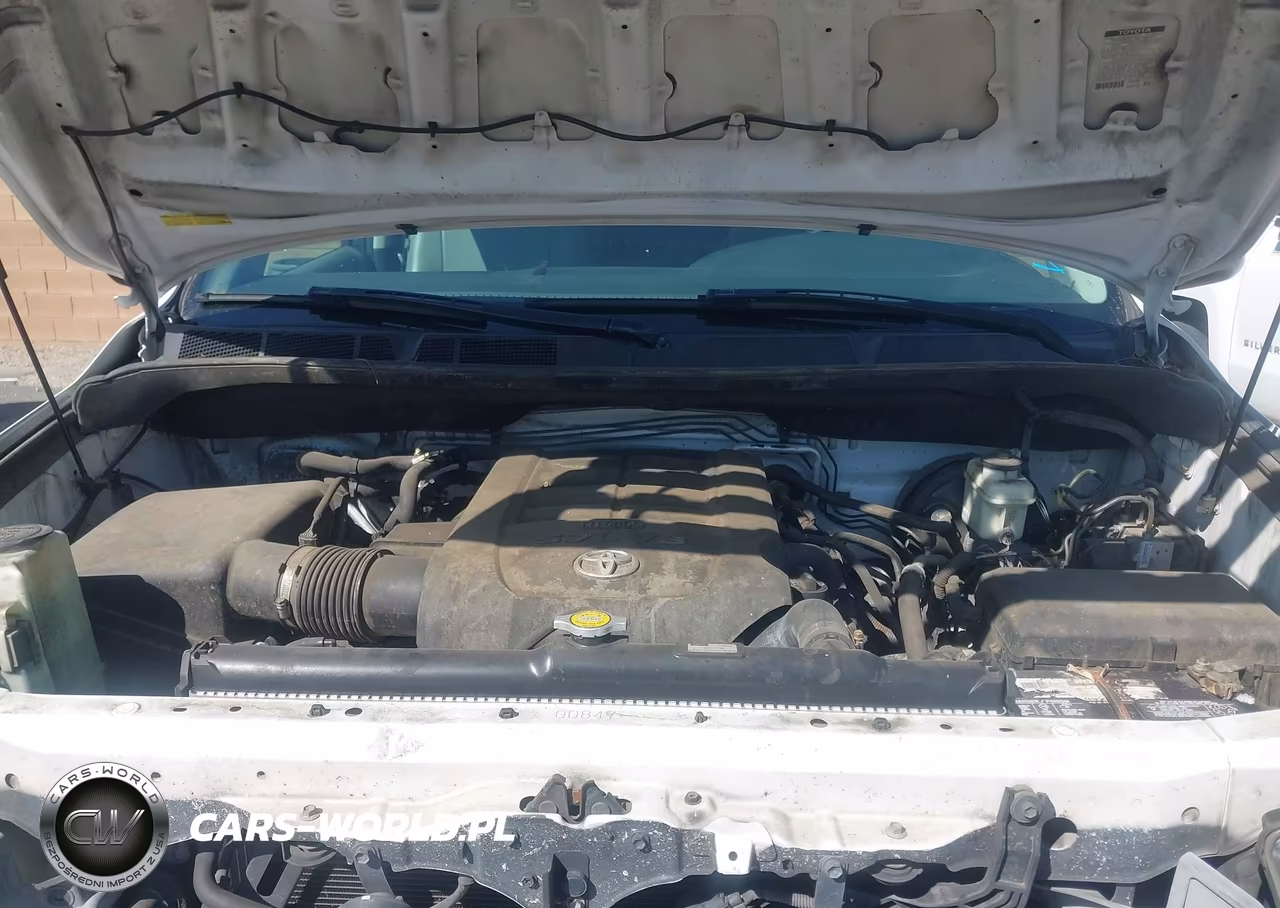 2011 Toyota Sequoia Limited 5.7L V8 VIN:5TDJY5G11BS043643 - 10