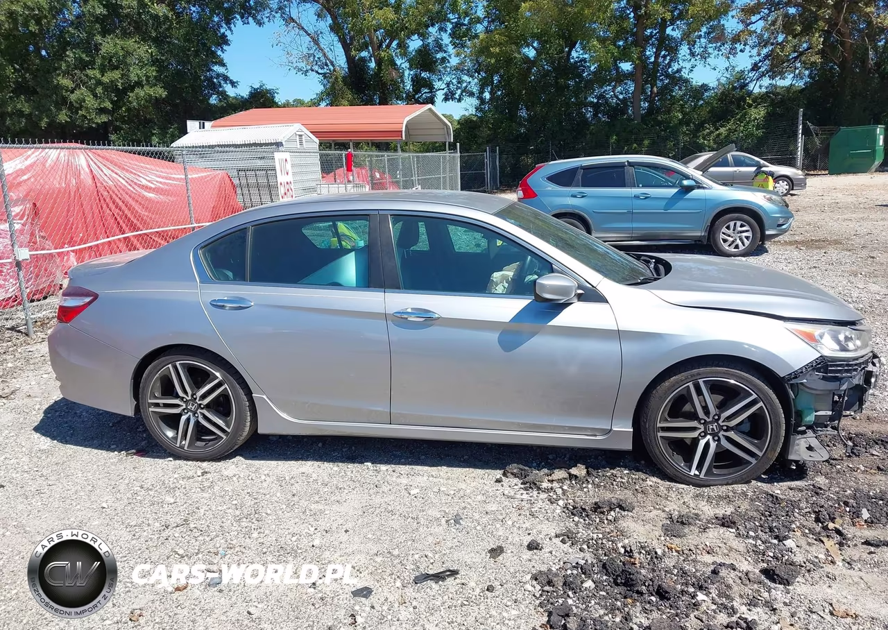 2017 Honda Accord Sport VIN:1HGCR2F53HA141525 - 13