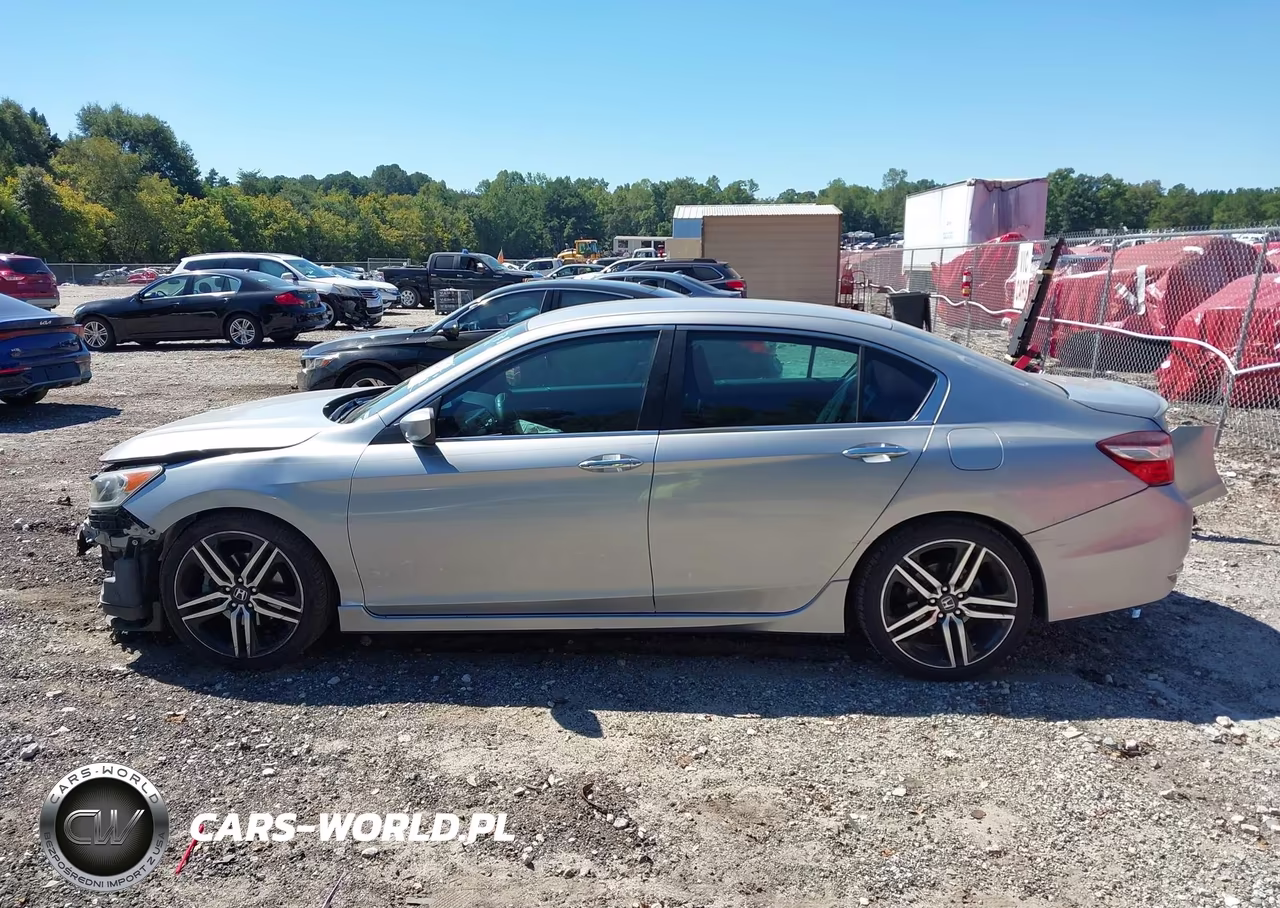 2017 Honda Accord Sport VIN:1HGCR2F53HA141525 - 14
