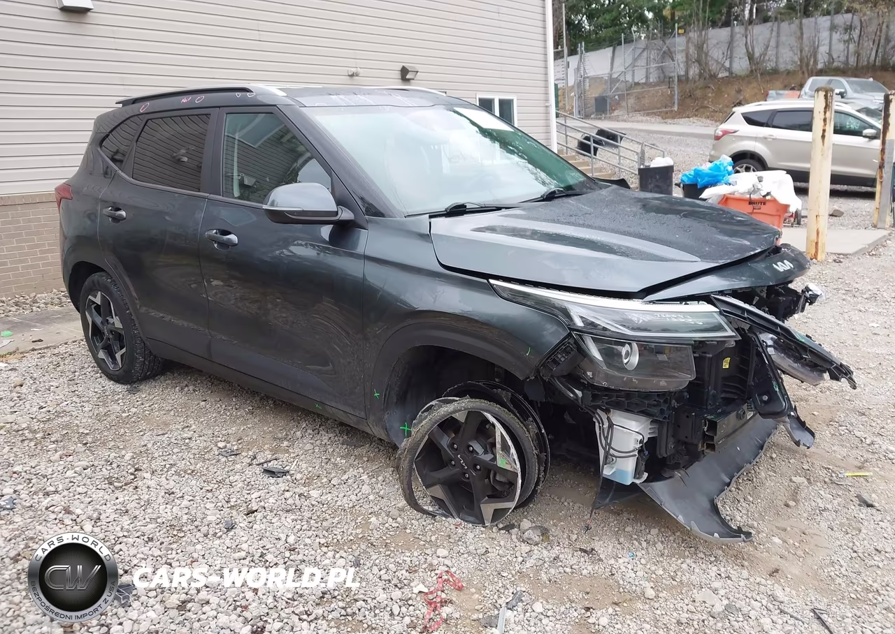 2025 Kia Seltos S VIN:KNDEUCAAXS7724937 - 1