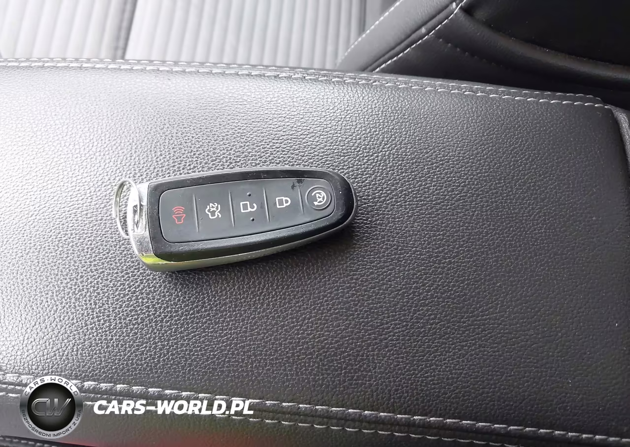 2017 Ford Escape Titanium VIN:1FMCU9JD0HUC23100 - 11