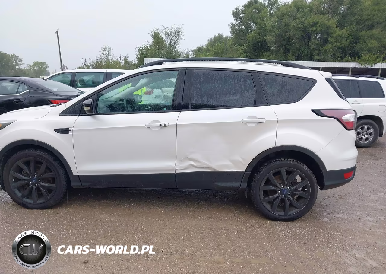 2017 Ford Escape Titanium VIN:1FMCU9JD0HUC23100 - 14