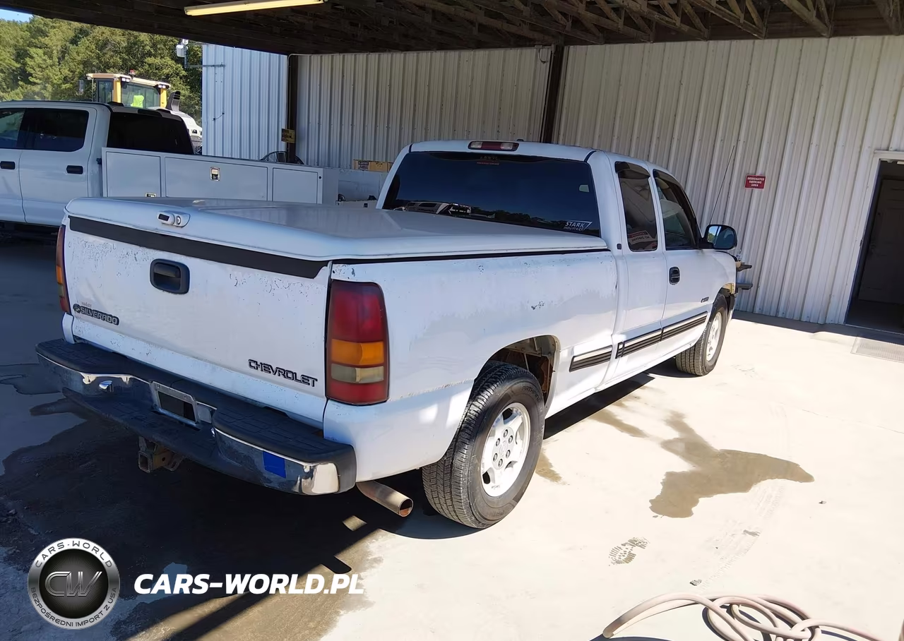 2000 Chevrolet Silverado 1500 Ls VIN:2GCEC19T1Y1408331 - 4