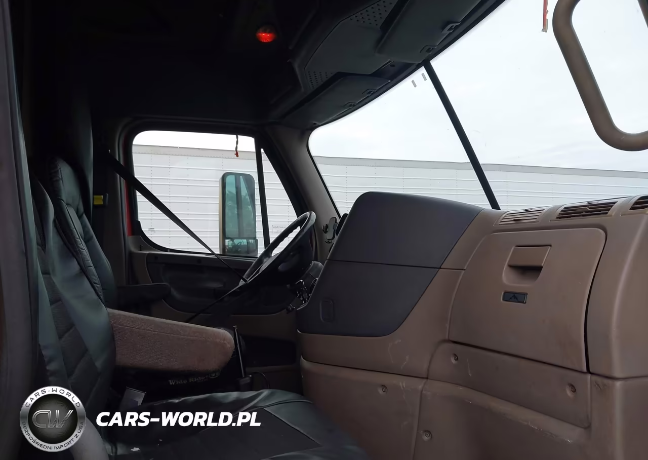 2012 Freightliner Cascadia 125 VIN:1FUJGLBG3CLBC8366 - 7