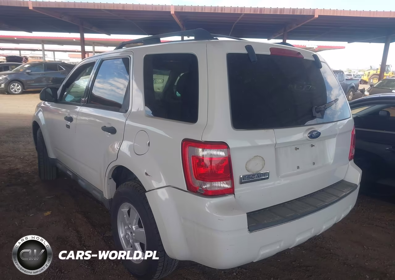 2009 Ford Escape Xlt VIN:1FMCU03749KD01703 - 3