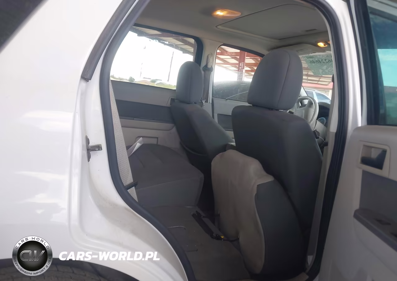 2009 Ford Escape Xlt VIN:1FMCU03749KD01703 - 8