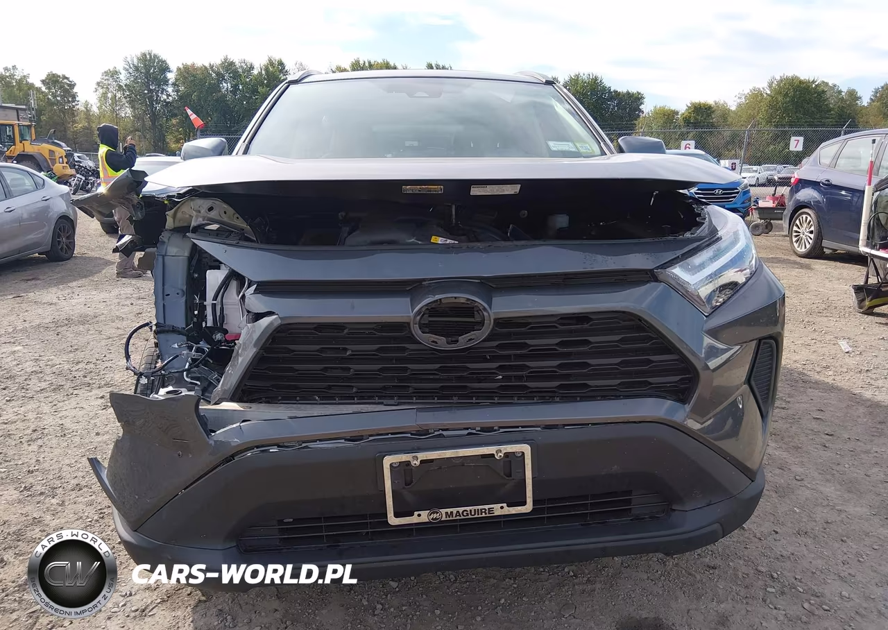 2025 Toyota Rav4 Xle VIN:2T3P1RFV1SW598679 - 13