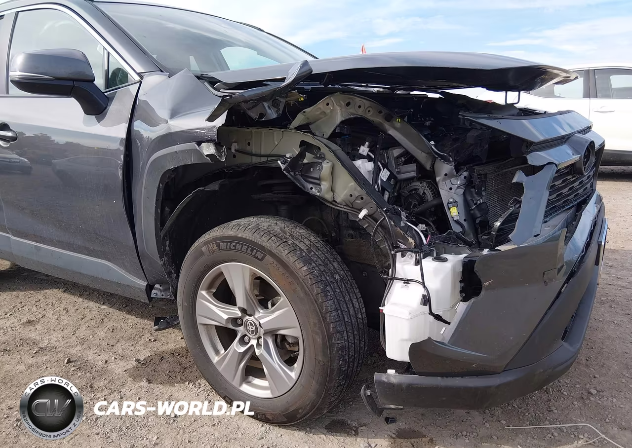 2025 Toyota Rav4 Xle VIN:2T3P1RFV1SW598679 - 18