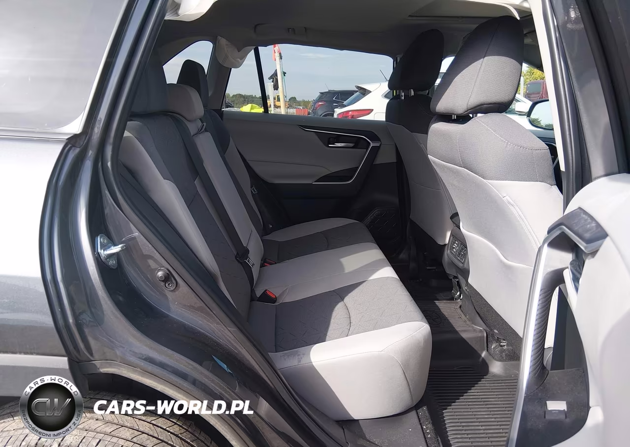2025 Toyota Rav4 Xle VIN:2T3P1RFV1SW598679 - 8
