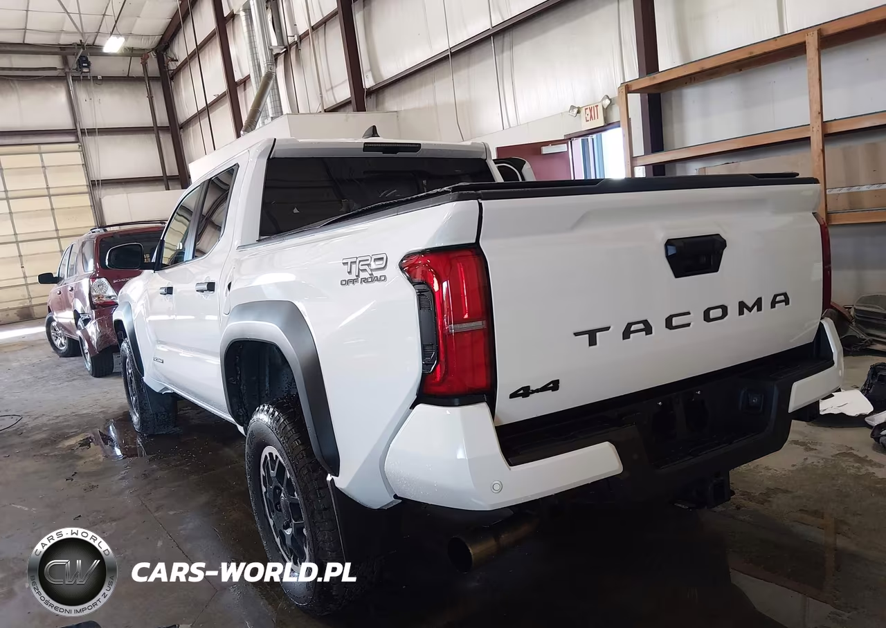 2024 Toyota Tacoma Trd Off Road VIN:3TMLB5JN4RM008935 - 3