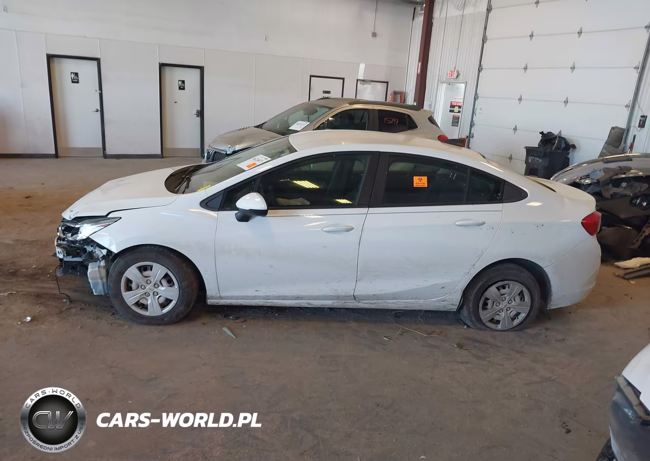 2018 Chevrolet Cruze Ls Auto VIN:1G1BC5SM3J7189600 - 14