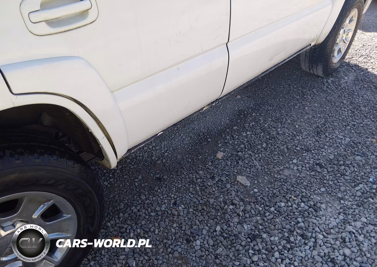 2005 Chevrolet Tahoe Z71 VIN:1GNEC13T45R242292 - 16