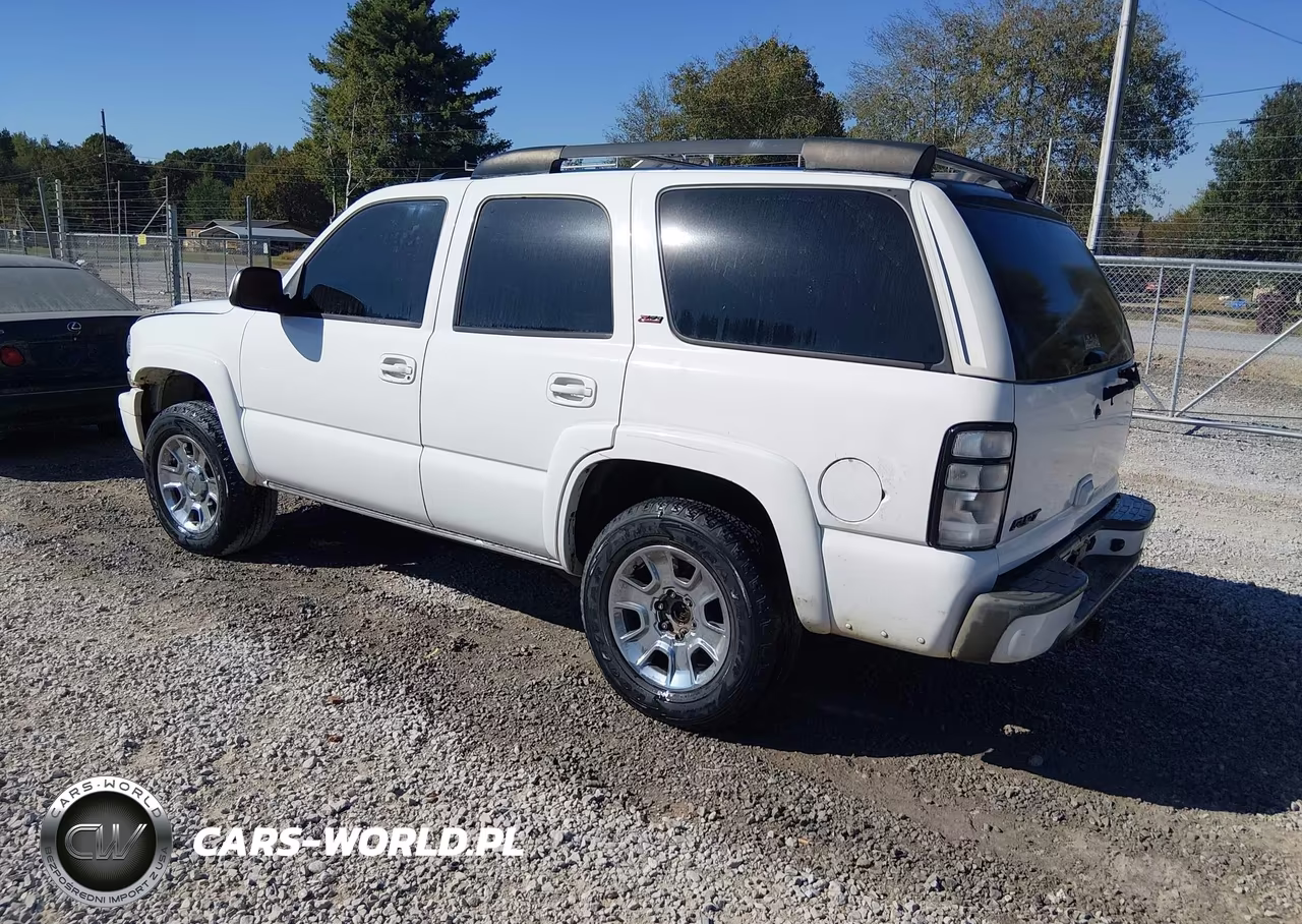 2005 Chevrolet Tahoe Z71 VIN:1GNEC13T45R242292 - 3