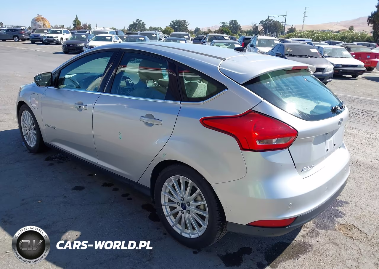 2018 Ford Focus Electric VIN:1FADP3R43JL296139 - 3
