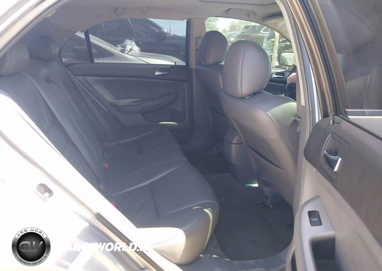 2006 Honda Accord 3.0 Ex VIN:1HGCM66516A067637 - 8