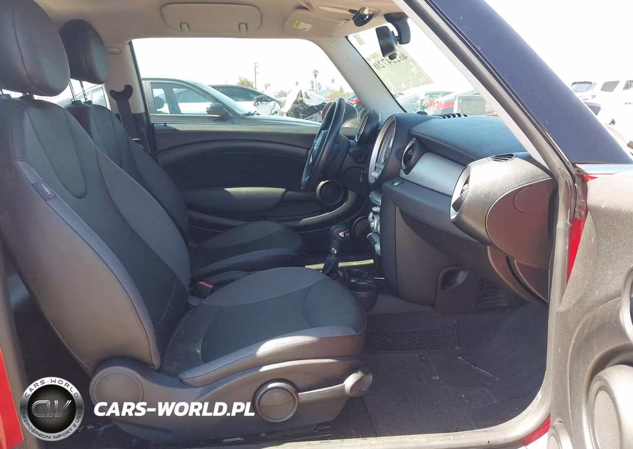 2009 Mini Cooper Clubman VIN:WMWML33539TX36232 - 5