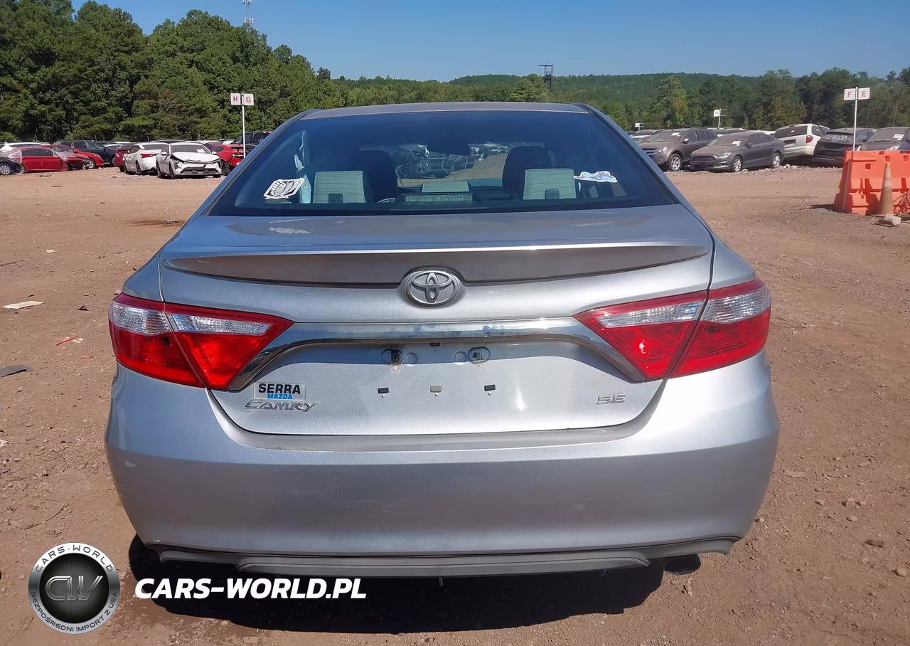 2017 Toyota Camry Se VIN:4T1BF1FK0HU637542 - 16